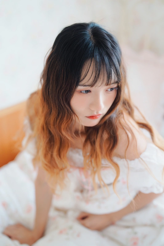 居家少女 - 兔子zzz不吃胡萝卜