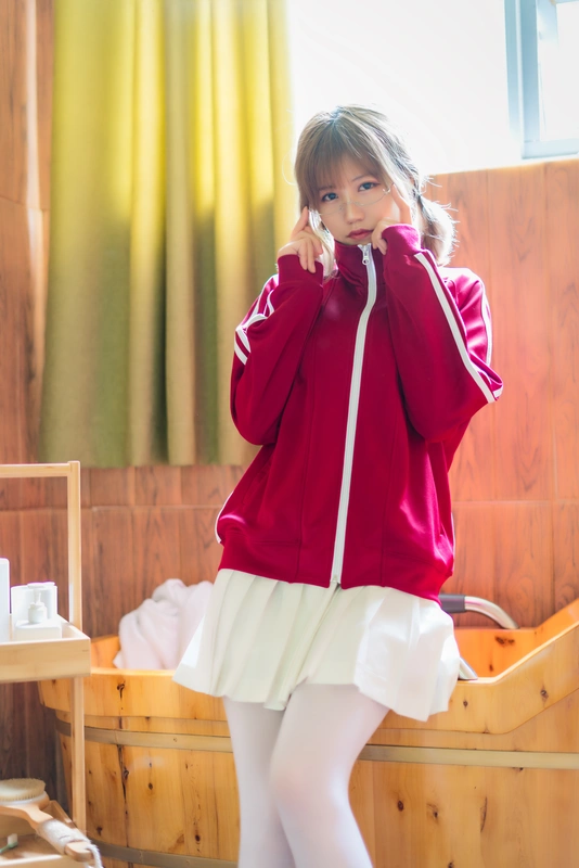 红色体操服 - 小仓千代w